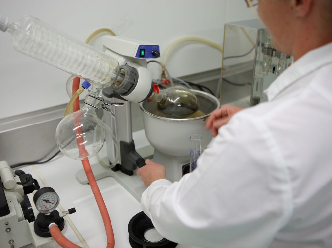 R&D - COMPLEMENTS ALIMENTAIRES, AROMATHERAPIE & COSMETIQUES